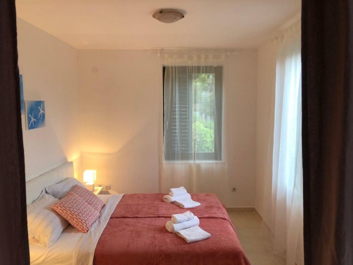 Apartmani Petrija Прчань Екстер'єр фото