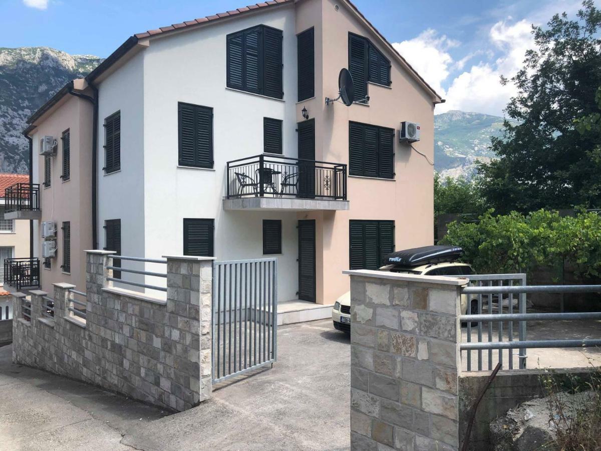 Apartmani Petrija Прчань Екстер'єр фото