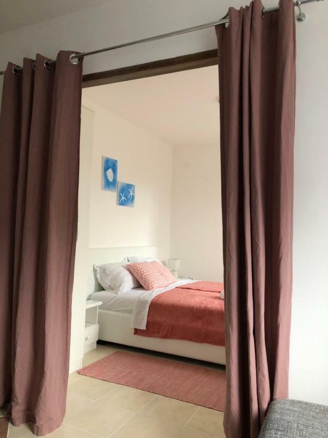 Apartmani Petrija Прчань Екстер'єр фото
